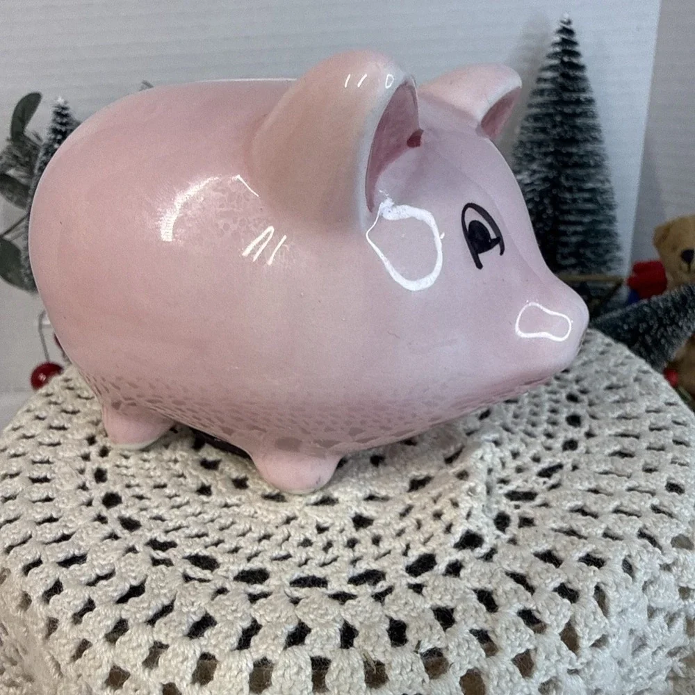 New York Vtg.Collectible Novelty Handpainted Souvenir Ceramic Pig Piggy Bank.